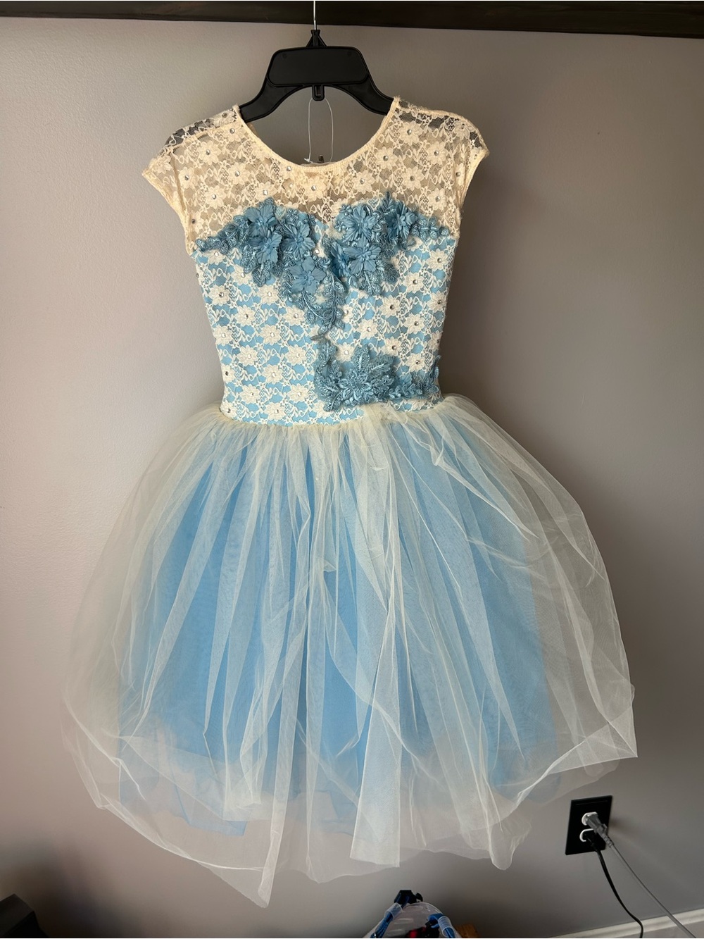 Ivory & Blue Lace Tulle Girls' Dance Costume